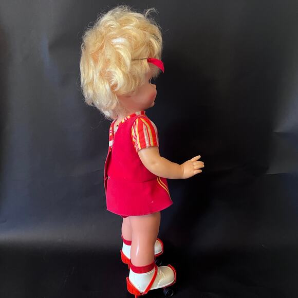 Mattel Baby First Step Doll VTG 1964 Blonde Original Outfit Skates not working - Picture 7 of 12